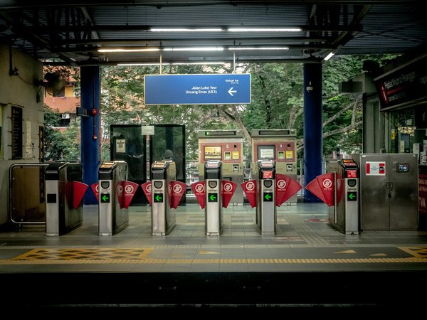 Hoe beïnvloeden politieke veranderingen het internationale toerisme?